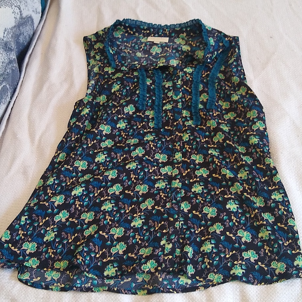 Can't Believe My Socialize ModCloth sleeveless blouse L